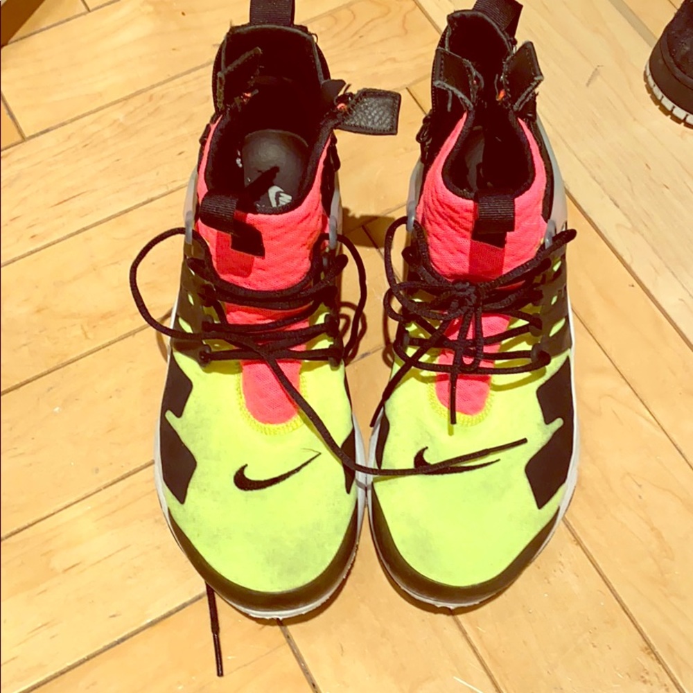 Nike Air Presto Acronym Volt.